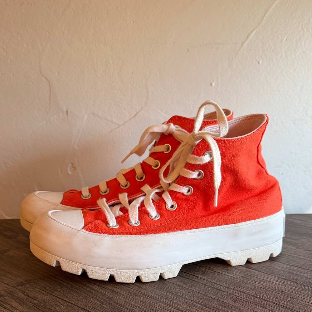 Women’s Chuck Taylor All Star Lugged High-top Sneakers